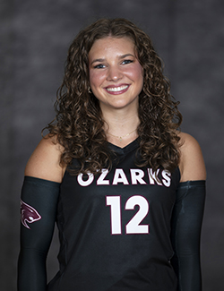 Gabby Bozzay head Shot